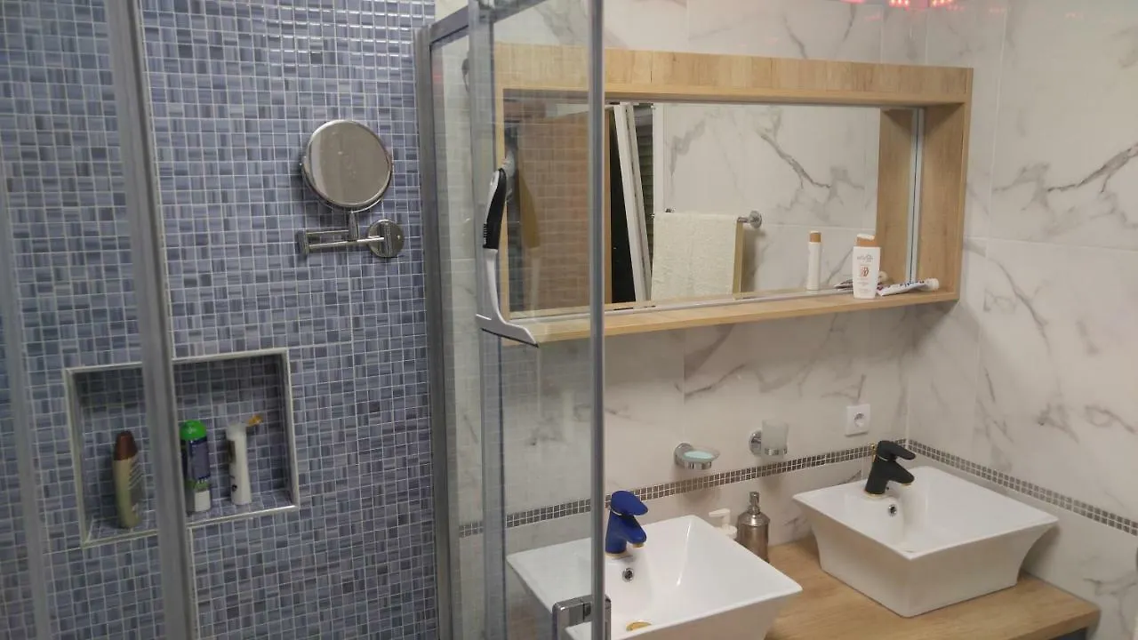 Relax In 90Sqm Close To Airport ,Shoping,Embriolab Seaside Apartment Thessaloniki 0*,  Greece