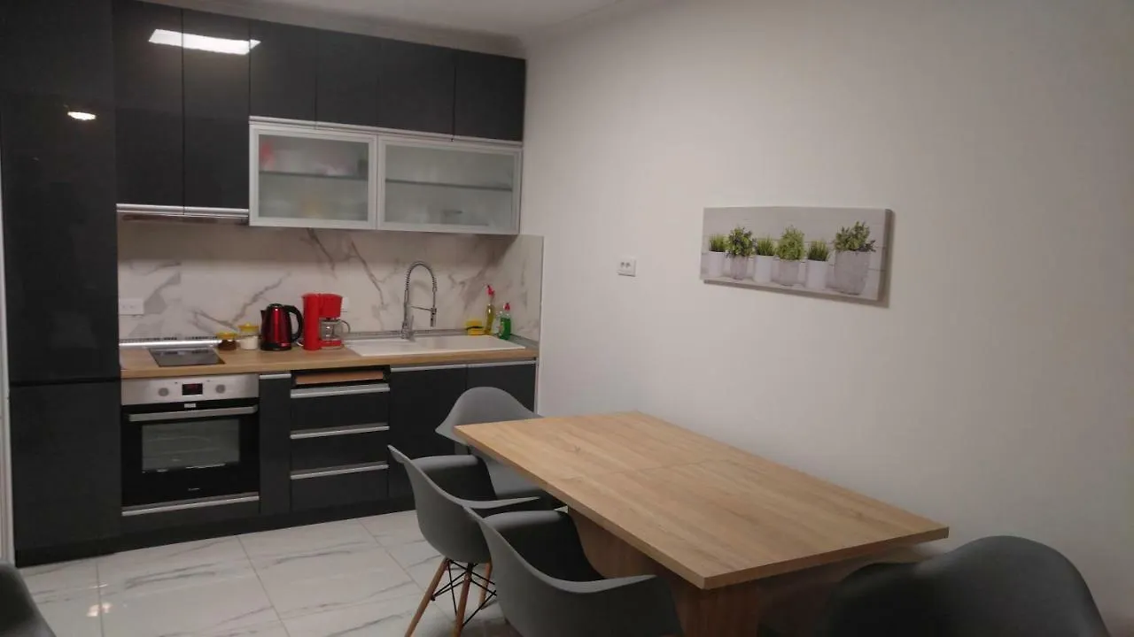 Relax In 90Sqm Close To Airport ,Shoping,Embriolab Seaside Apartment Thessaloniki Greece