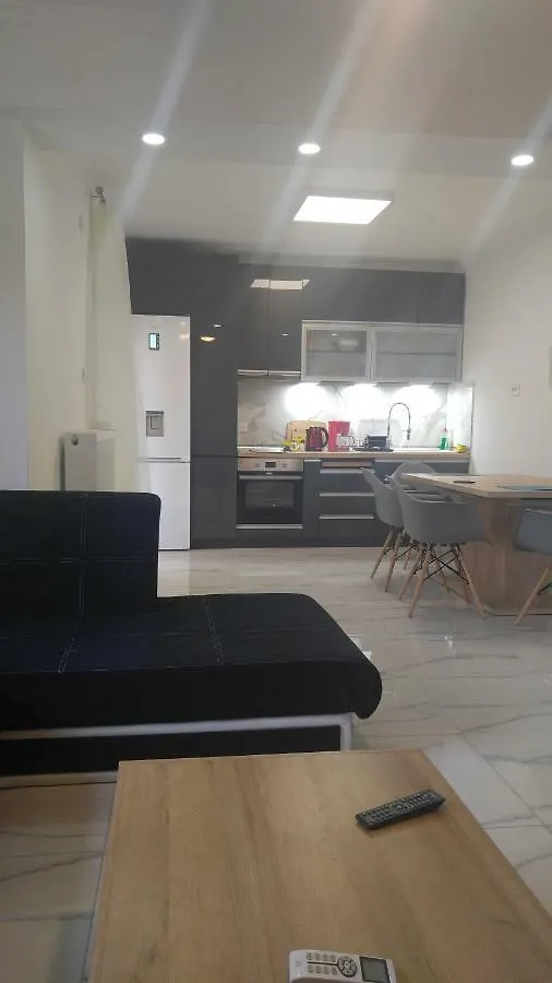 Relax In 90Sqm Close To Airport ,Shoping,Embriolab Seaside Apartment Thessaloniki 0*,  Greece