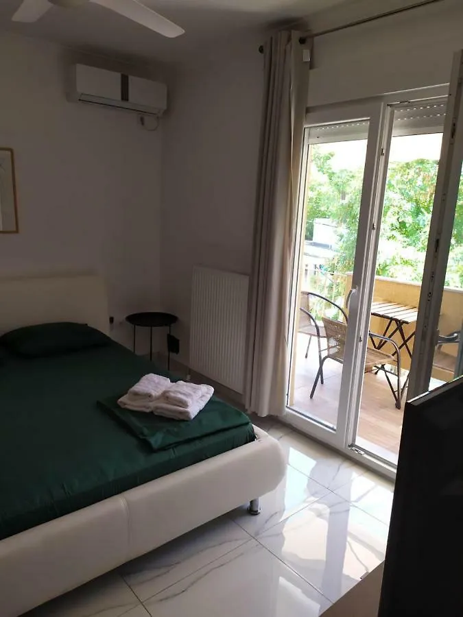 Relax In 90Sqm Close To Airport ,Shoping,Embriolab Seaside Apartment Thessaloniki Greece