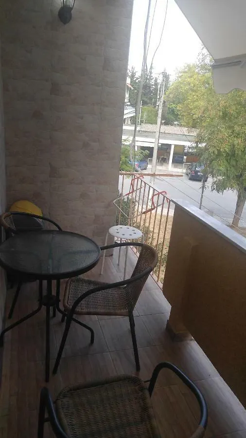 Relax In 90Sqm Close To Airport ,Shoping,Embriolab Seaside Apartment Thessaloniki