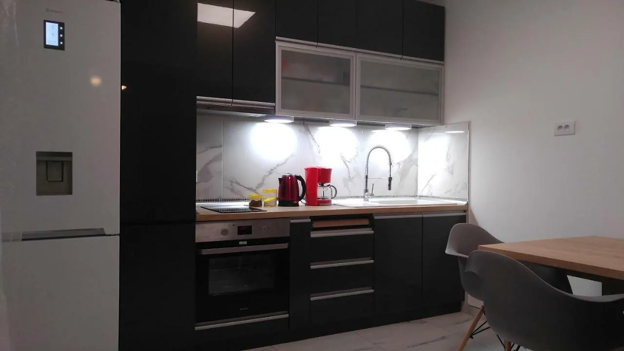 Relax In 90Sqm Close To Airport ,Shoping,Embriolab Seaside Apartment Thessaloniki Greece